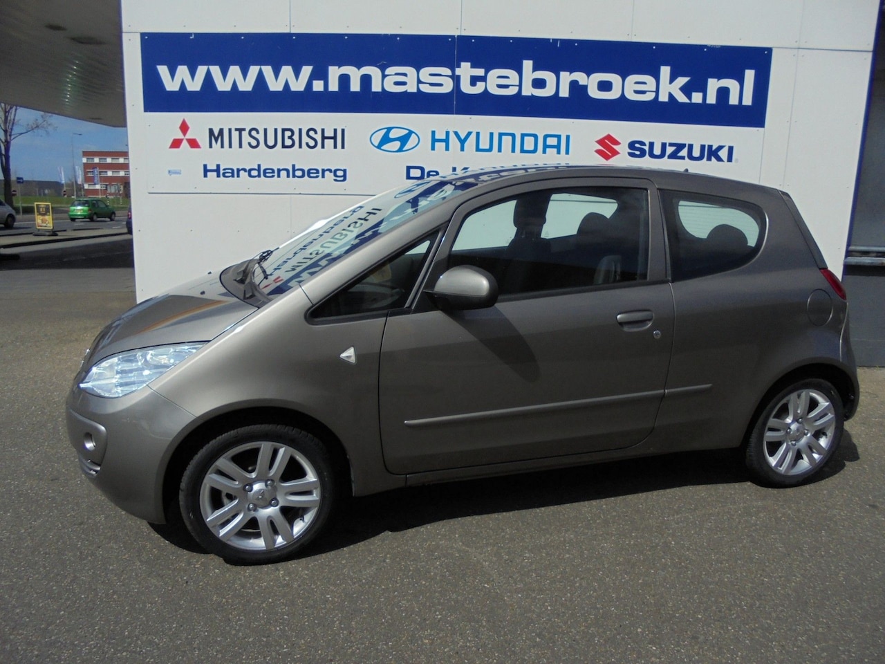 Mitsubishi Colt 1 3 INCHARGE 15KM Airco LM Velgen Elektrische Ramen