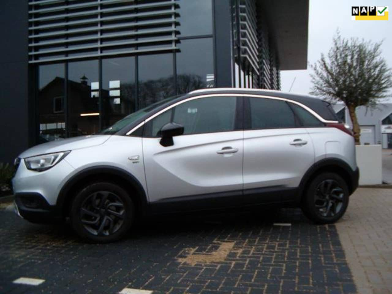 Opel Crossland X Turbo Jaar Edition Camera Benzine