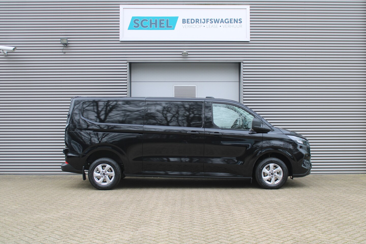 Ford Transit Custom 300 2 0 TDCI L2H1 Limited 136pk 2x Schuifdeur