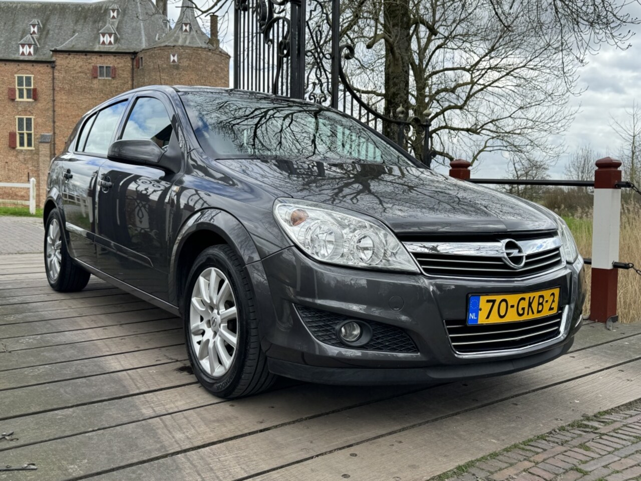 Opel Astra Temptation Grijs Trekhaak Nl Deurs