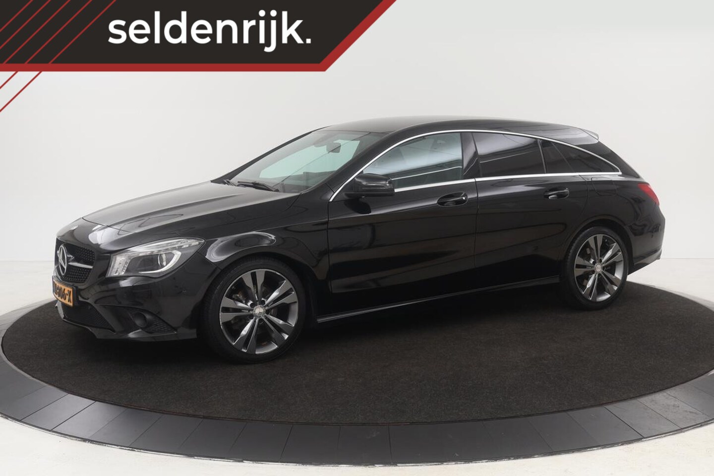 Mercedes Benz CLA Klasse 220 CDI Urban Stoelverwarming Xenon