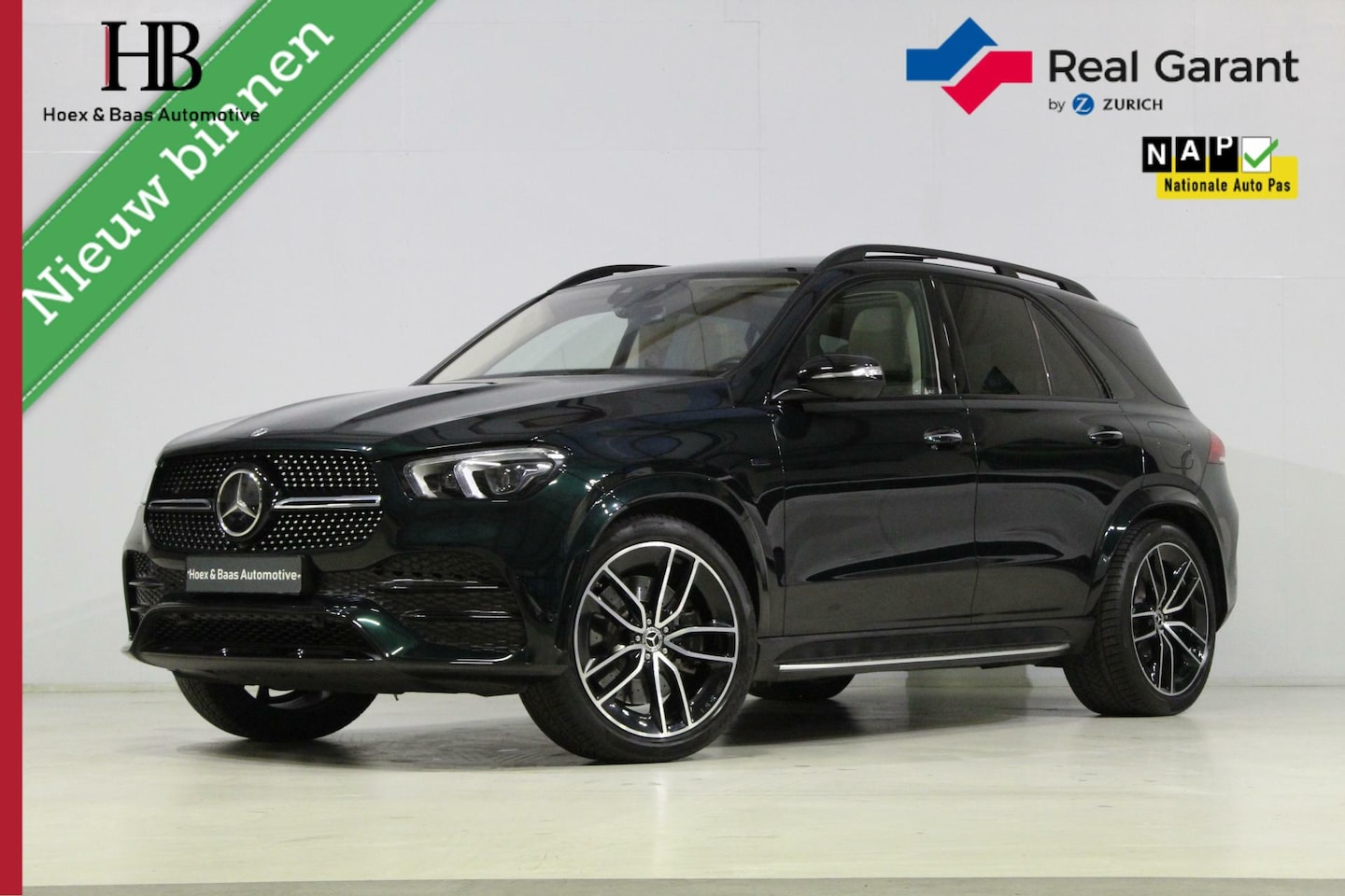 Mercedes Benz GLE Klasse 350 E 4MATIC AMG Pano Burmester Massage Headup