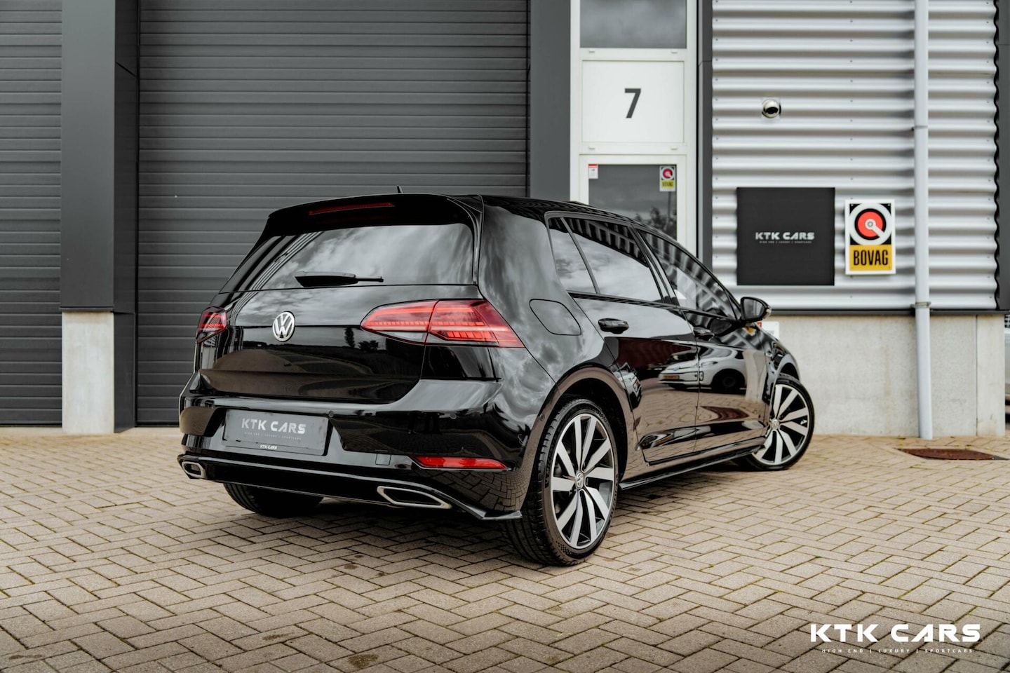 Volkswagen Golf Tsi R Line Pano Virtual Dyna Standkachel Keyless