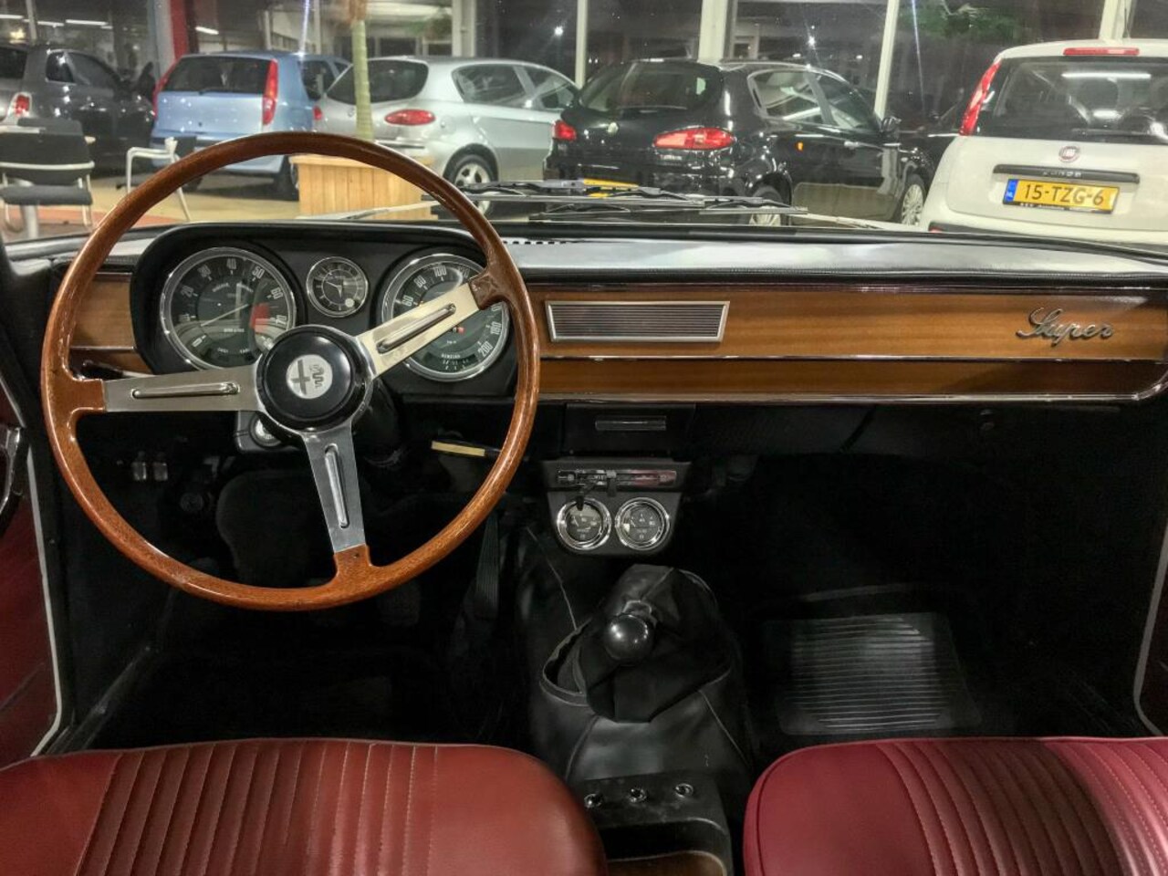 Alfa Romeo Giulia 1 6 Super 1969 Oldtimer Gerestaureerd