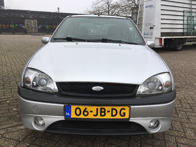zonne Franje klok Ford Fiesta 1.6i 16V Sport 2002 Benzine - Occasion te koop op AutoWereld.nl