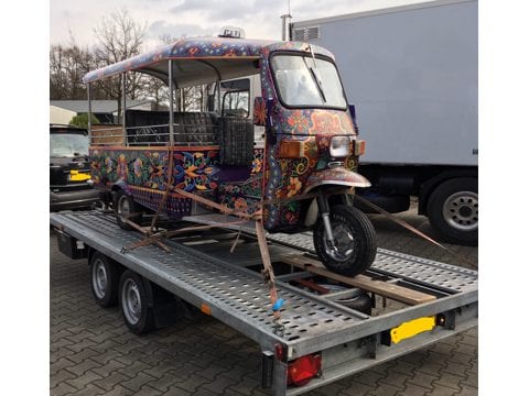 Jan Auto transport in en verkoop Auto Groot