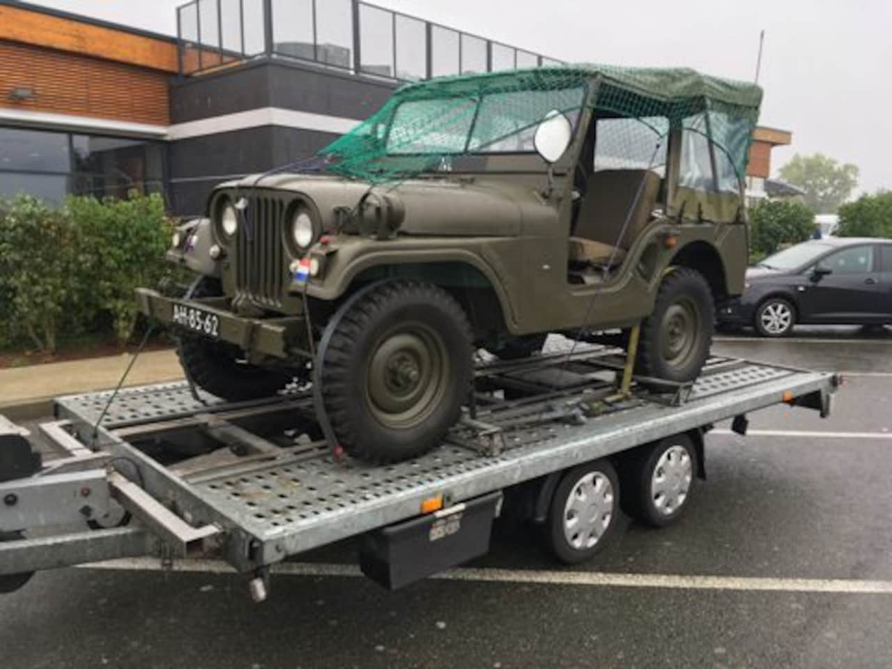 Jan Auto transport in en verkoop Auto Groot