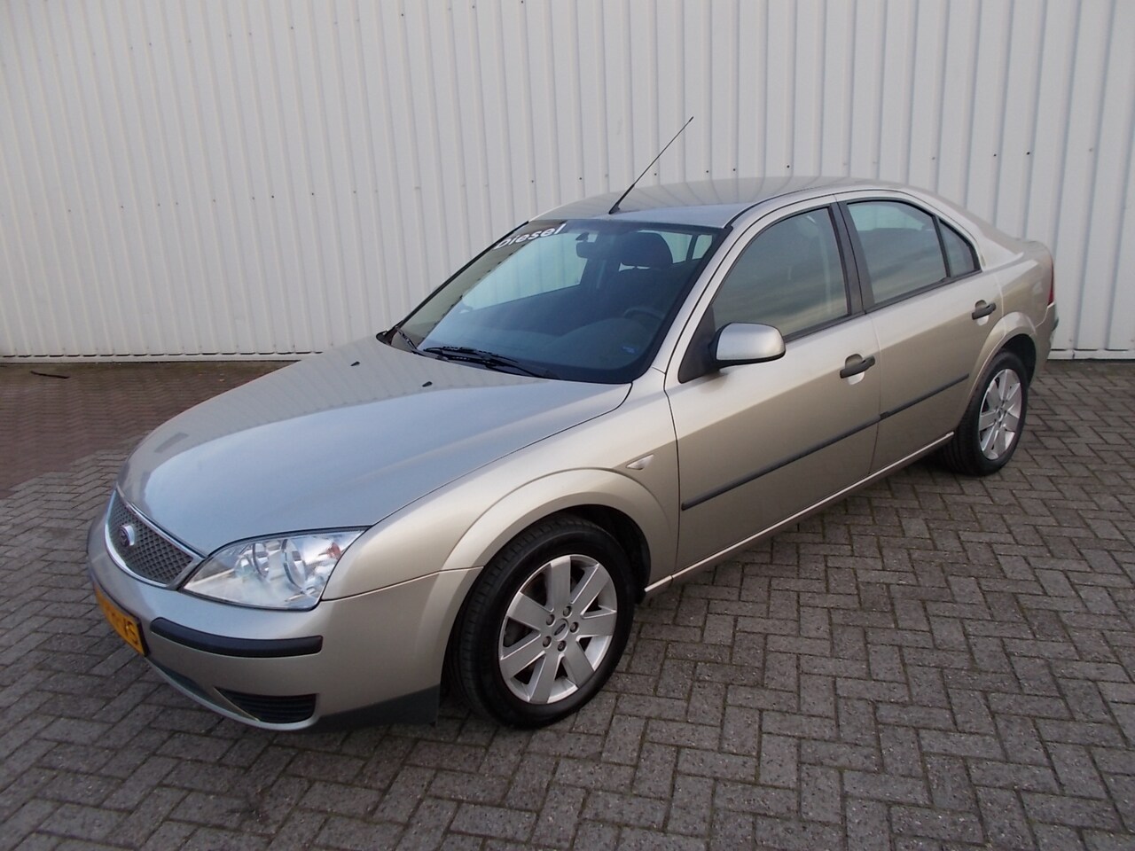 Ford Mondeo - 2.0 TDdi Ambiente 2.0 TDdi Ambiente ( APK 03-02-2019 ) - AutoWereld.nl