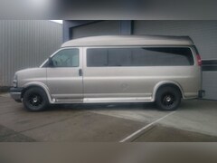 Chevrolet Express - 6.0L Chevy Van 3500 Camper 350 PK LPG G3
