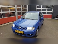 Volkswagen Polo - 1.0 MPI