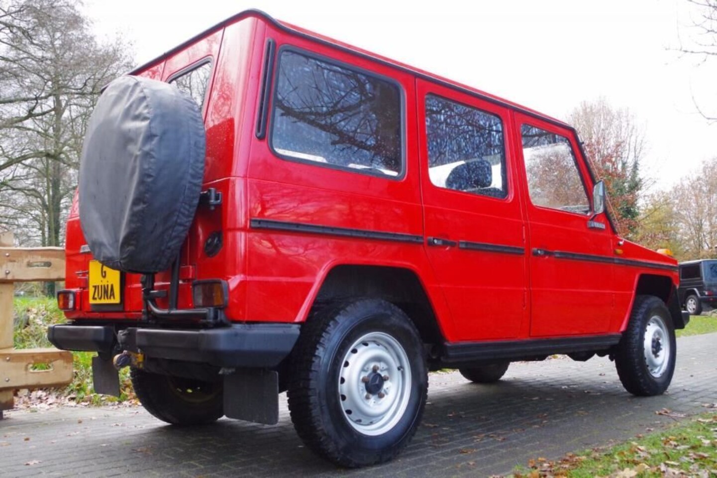 mercedes-benz-g-klasse-gd-300-flugeltur-with-airbrakes-very-nice.jpg