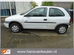 Opel Corsa - 1.2 strada nw apk bij aflevering 2019