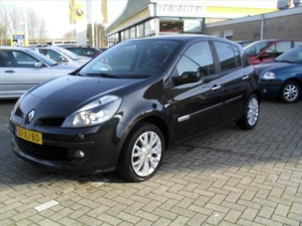 Renault Clio - 1.4 16V 100 5-DRS RIP CURL SL - AutoWereld.nl