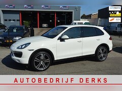 Porsche Cayenne - 3.0 S Hybrid AUT Xenon Navi Leer Sport Nieuwstaat 2010