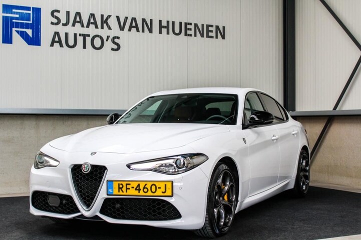 Alfa Romeo Giulia 2 0t Super Pack Veloce Qv Squadra 320pk