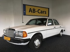 Mercedes-Benz 200-280 (W123) - 200-serie (200