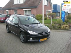 Peugeot 206 - 1.6-16V XT