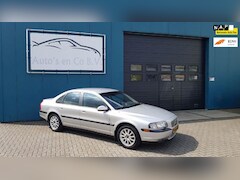 Volvo S80 - 2.4 Automaat YOUNGTIMER Clima Navigatie 16" Half Leder NL Auto NAP MOTOR LOOPT ONREGELMATI