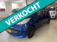 Peugeot 107 - 1.0-12V XR