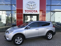 Toyota RAV4 - 2.0 Dynamic 4WD Navi, Trekhaak, Camera, Dealer onderhouden