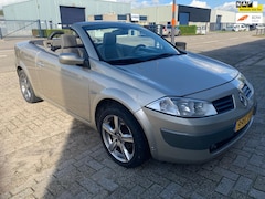 Renault Mégane coupé cabriolet - 1.9 dCi Tech Line APK 4-9-2020 2e eigenaar Cabrio Airco