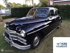 Plymouth De Luxe - Sedan