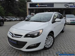 Opel Astra Sports Tourer - 1.6 Edition Airco/Cruise/Bluetooth
