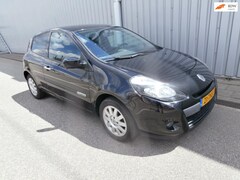Renault Clio - 1.5 dCi Authentique