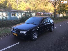 Volkswagen Golf - 1.9 TDI AIRCO BJ 2002