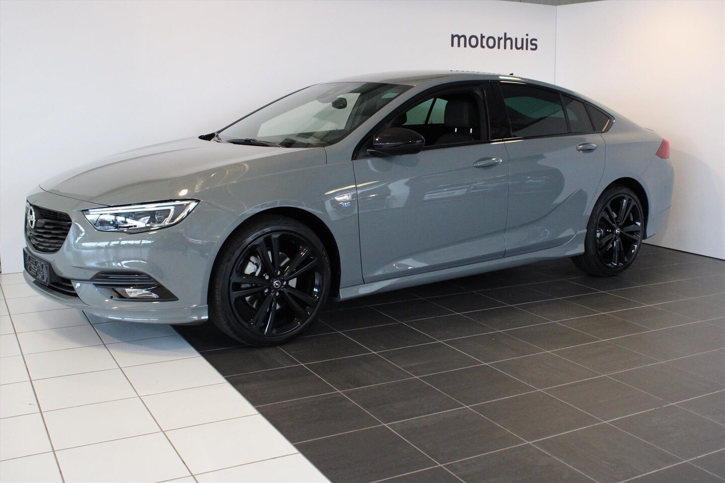 opel-insignia-exclusive-1-6-turbo-automaat-200pk.jpg