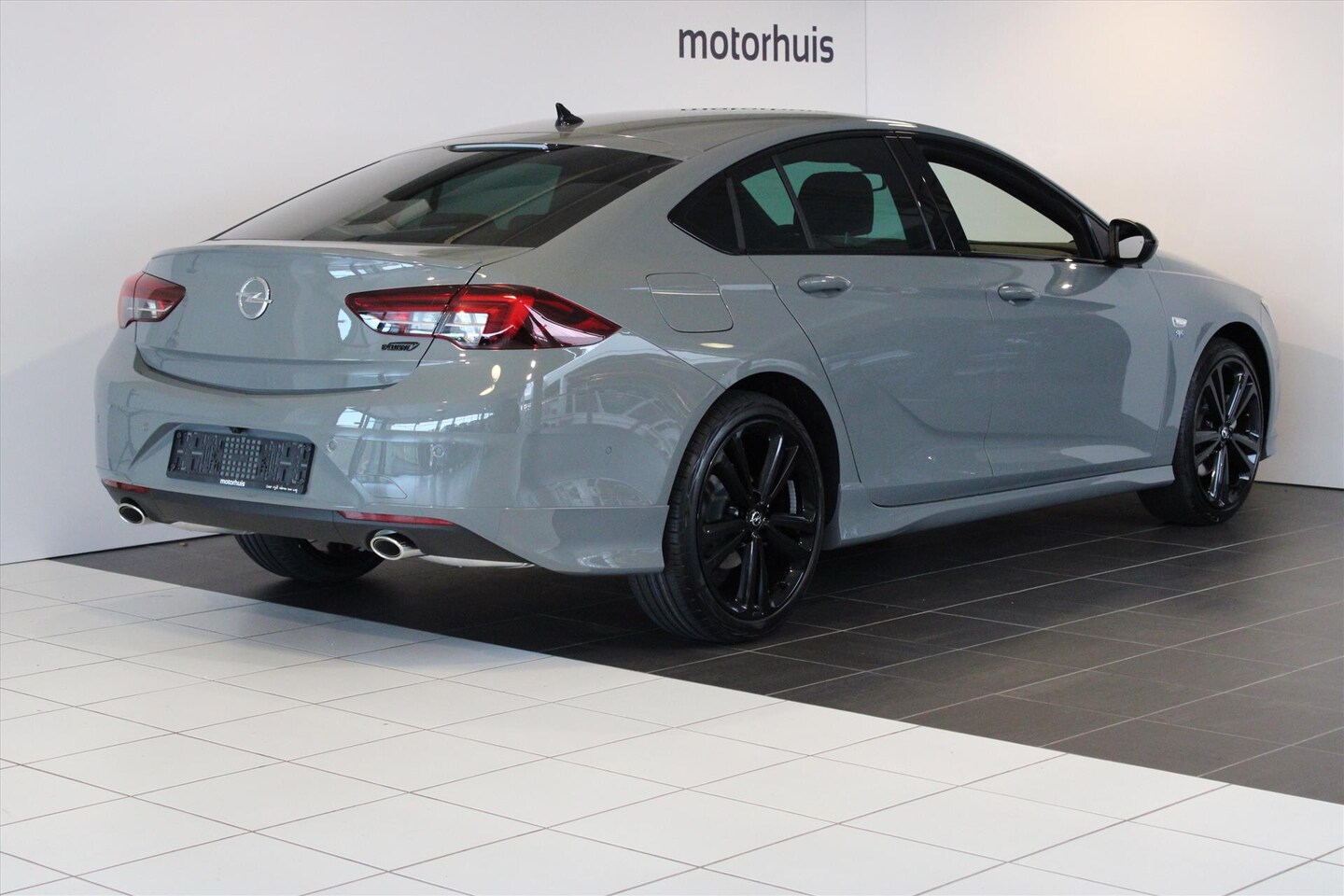 opel-insignia-exclusive-1-6-turbo-automaat-200pk.jpg