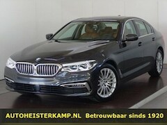 BMW 5-serie - 540i 340 PK Luxury Line ACC Head-Up Schuifdak