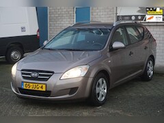 Kia Cee'd Sporty Wagon - 1.6 CRDi X-tra NETTE AUTO, WEINIG KM, NAP, AIRCO