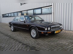Daimler Double Six - 6.0 V12 Youngtimer