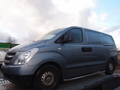 Hyundai H 300 - 2.5 CRDi Active navi airco nieuwstaat trekhaak 170pk 2x schuifdeur 3-pers