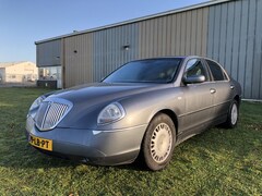 Lancia Thesis - 3.0-24V V6 Emblema