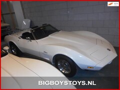 Chevrolet Corvette Convertible - USA C3 Cabrio + Hardtop