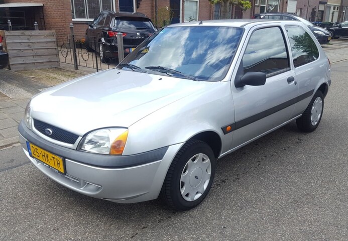 Ford Fiesta 1.3-8V Classic APK- NAP 2001 Benzine - te koop AutoWereld.nl