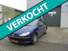 Peugeot 206 - 1.4 XR