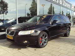 Volvo V70 - 3.0 T6 AWD Momentum