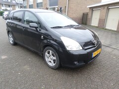 Toyota Verso - 2.2 D-4D Luna