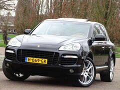 Porsche Cayenne - 4.8 V8 Turbo 500PK / LED / facelift / Exclusive