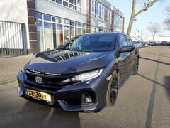 Honda Civic - 1.5 i-VTEC Sport