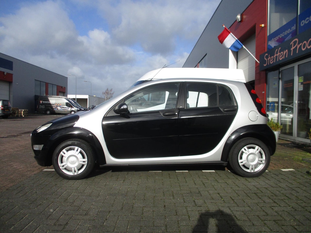 smart-forfour-1-3-pulse-1-3-pulse.jpg