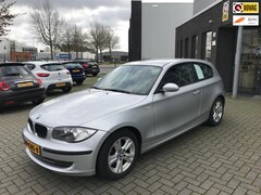 BMW 1-serie - 1-serie 118d Corporate Business Line AIRCO