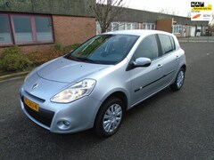 Renault Clio - 1.2 Sélection Business Boekjes Airco N.A.P