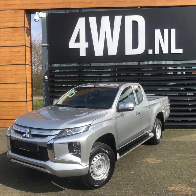 Mitsubishi L 0 2 2 Di D Club Cab Invite Airco 4wd Electr Pakket 21 5 Jr Gar V A 26 295excl Direct Le 21 Diesel Occasion Te Koop Op Autowereld Nl