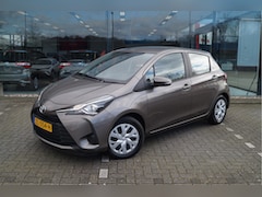 Toyota Yaris - 1.0 VVT-i Active l Airco l Bluetooth telefonie en media