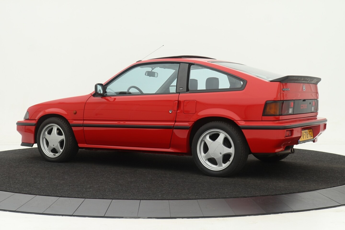 honda-civic-crx-crx-1-6-16v-injectie-origineel-nl-dealer-onderhouden-schuifdak-sportstoelen.jpg