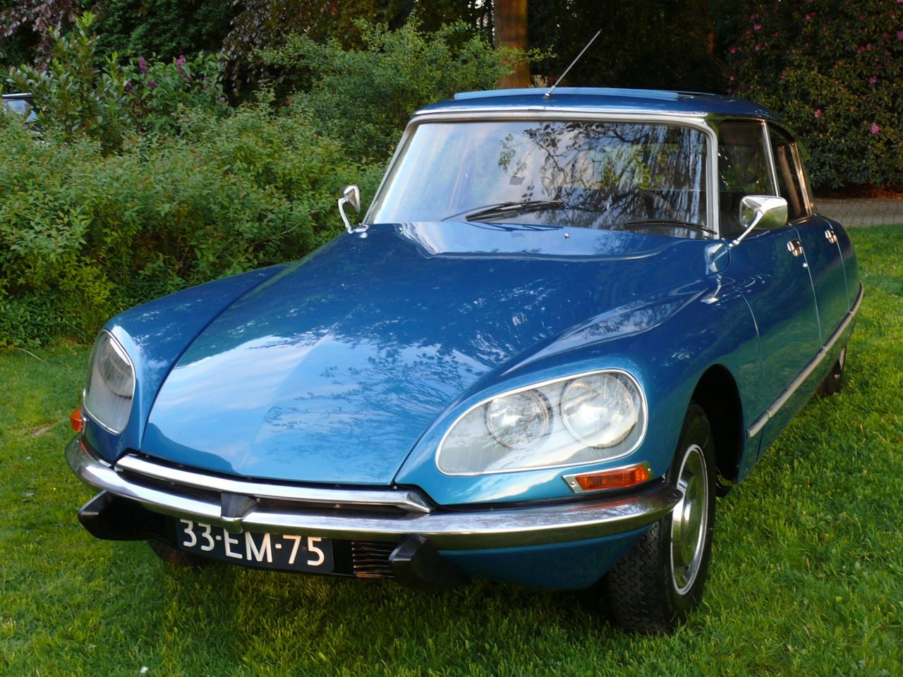 citroen-ds-ds-23-borg-warner-semi-automaat-in-fantastische-staat-nieuwe-motor-bak-koppeling-etc.jpg